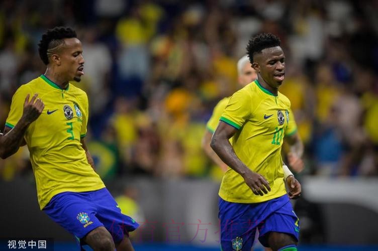 维尼修斯谈晃过门将破门:我经常看罗纳尔多的录像